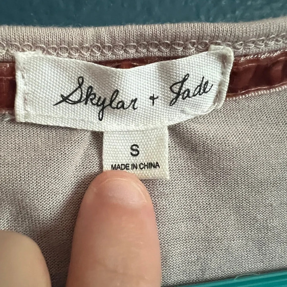 Skylar + Jade Floral Lavender Tank Top - Small - Picture 4 of 5